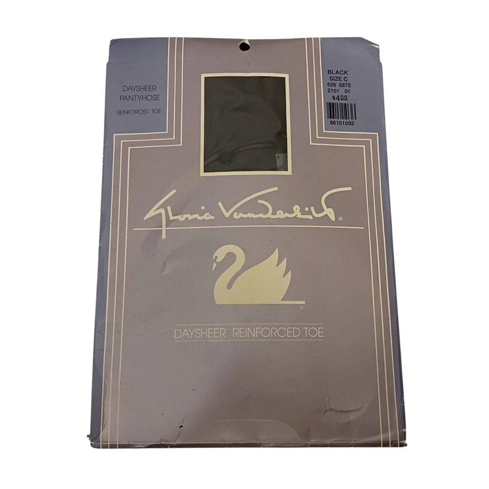 Gloria Vanderbilt Daysheer Pantyhose Black Size C Reinforced‎ Toe Sheer Leg NEW